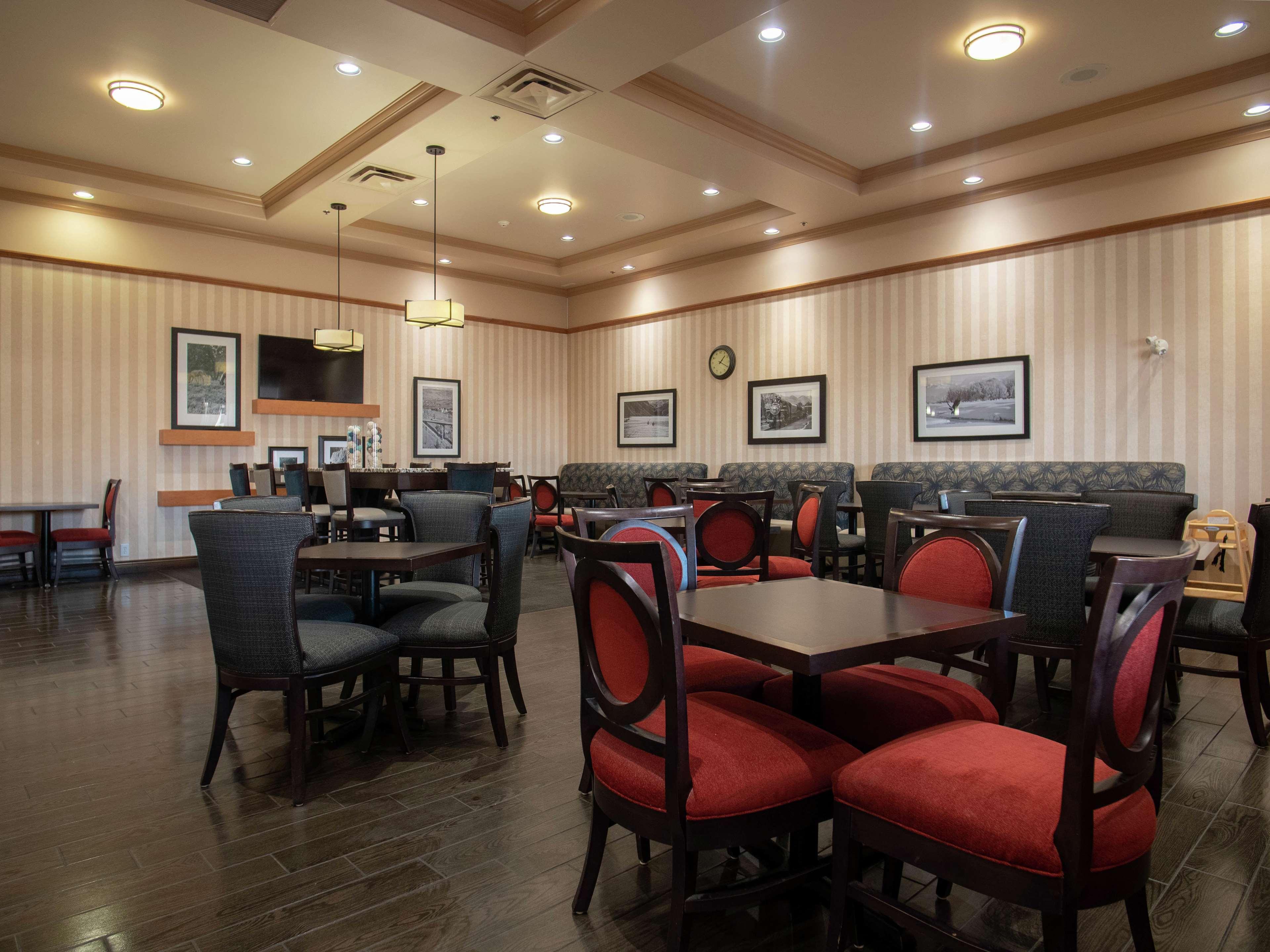 Hampton Inn by Hilton Kamloops Eksteriør bilde