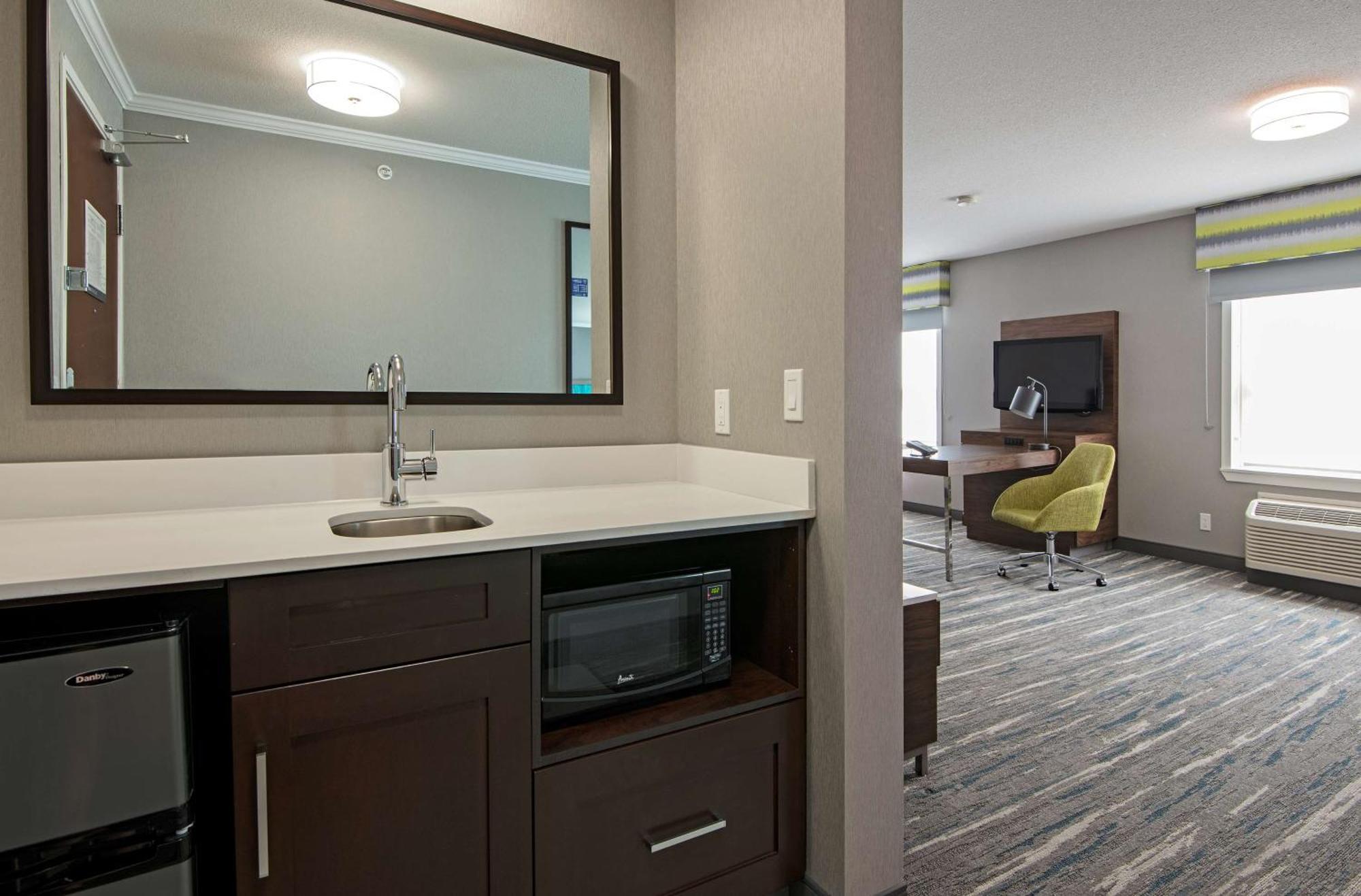 Hampton Inn by Hilton Kamloops Eksteriør bilde