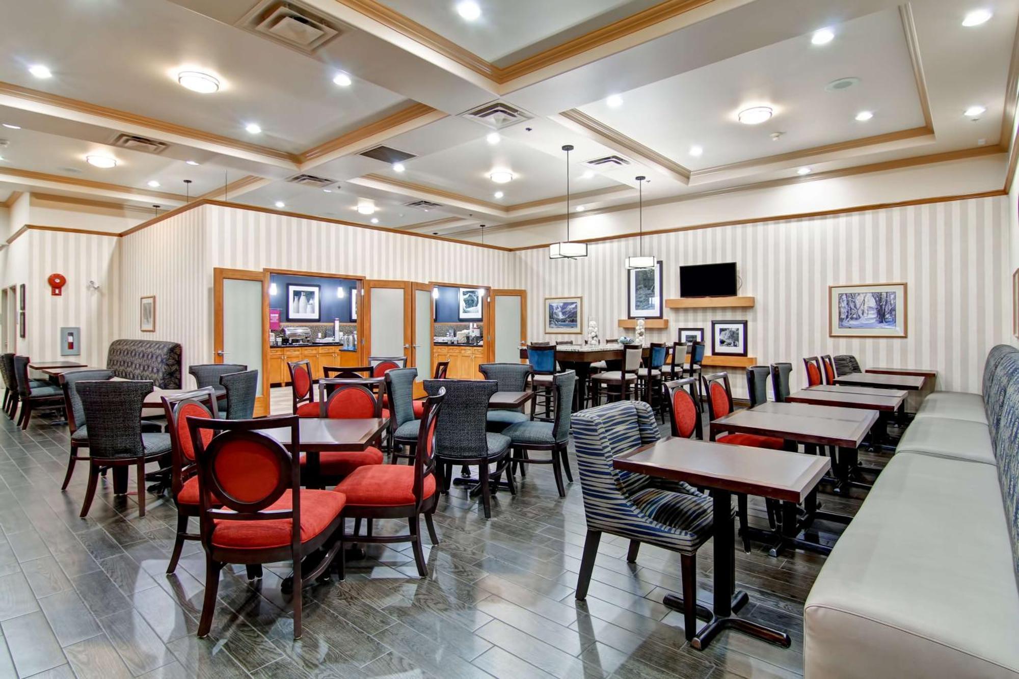 Hampton Inn by Hilton Kamloops Eksteriør bilde